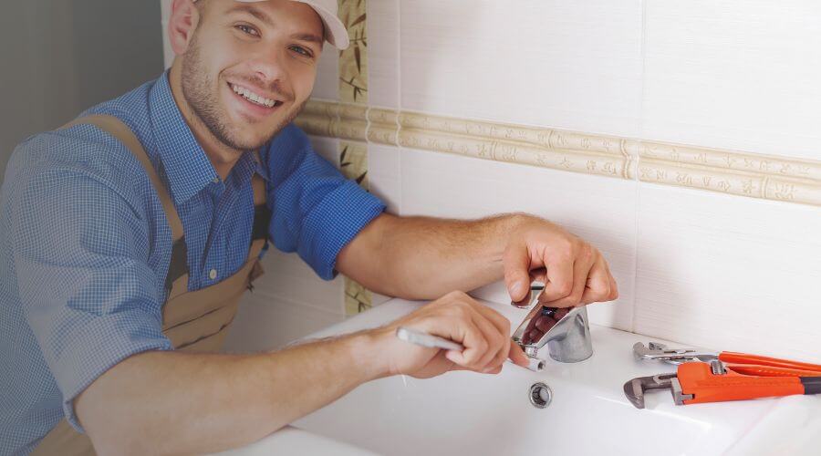 Handle or spout repair in Calion, AR